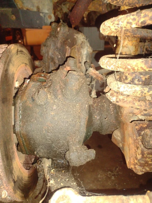 1995 Lexus Right/Passenger Used OEM Steering Knuckle Spindle