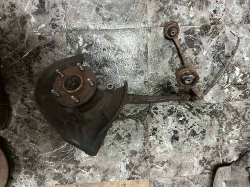 1998-2005 Lexus GS430 Front Right/Passenger Used OEM Steering Knuckle Spindle