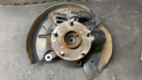 1992 Lexus SC400 Front Right/Passenger Used OEM Steering Knuckle Spindle