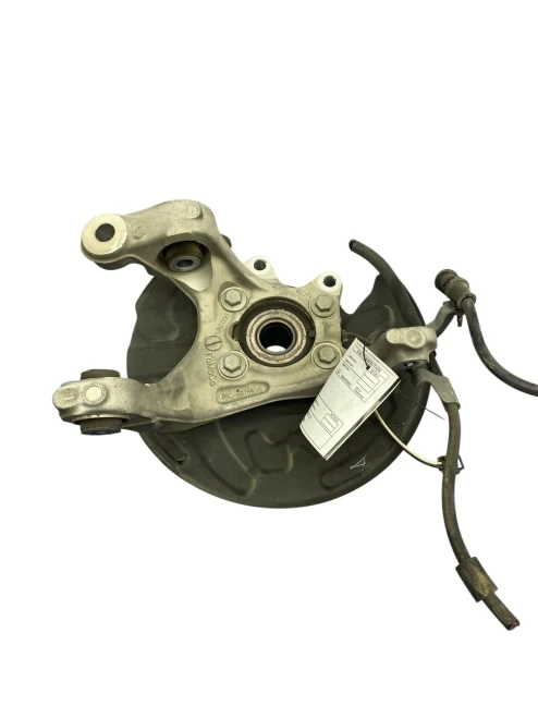 2025 Lincoln Aviator Rear Left/Driver AWD With Hub Used OEM Steering Knuckle Spindle