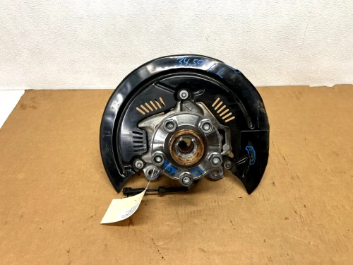 2016-2023 Lincoln MKX Front Left/Driver AWD With Hub Used OEM Steering Knuckle Spindle