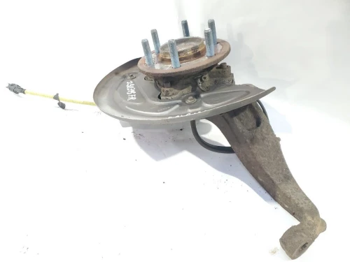 2016-2017 Lincoln Navigator Front Right/Passenger Used OEM Steering Knuckle Spindle