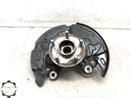 2020-2024 Lincoln Corsair Front Right/Passenger FWD With Hub Used OEM Steering Knuckle Spindle