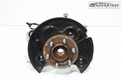 2018-2021 Lincoln Navigator Rear Right/Passenger RWD With Hub Used OEM Steering Knuckle Spindle