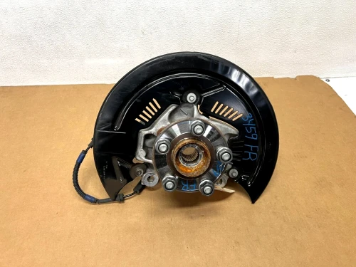 2016-2023 Lincoln MKX Front Right/Passenger AWD With Hub Used OEM Steering Knuckle Spindle