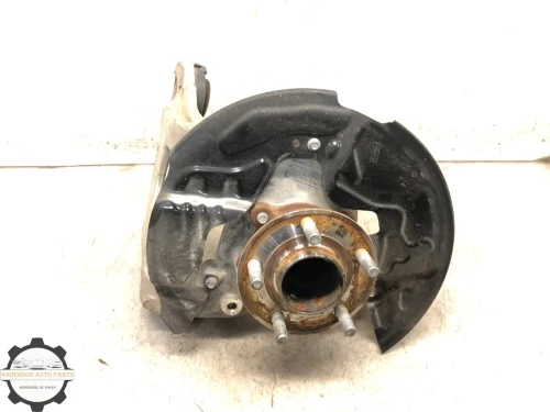 2020-2024 Lincoln Corsair Rear Left/Driver FWD With Hub Used OEM Steering Knuckle Spindle