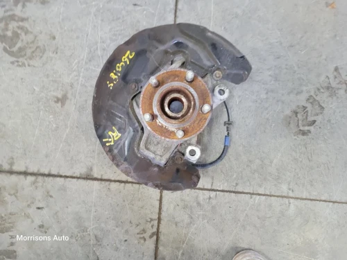 2017-2020 Lincoln Continental 2137335 Front Right/Passenger Used OEM Steering Knuckle Spindle