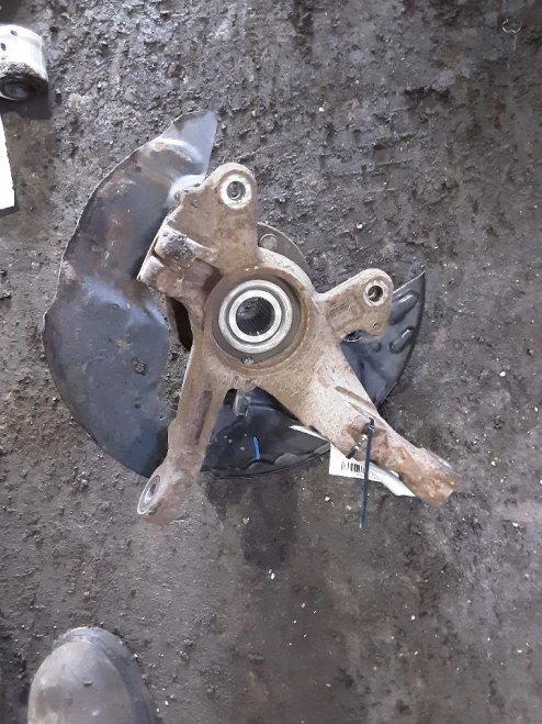 2020-2024 Lincoln Corsair 2523794 Front Left/Driver Used OEM Steering Knuckle Spindle