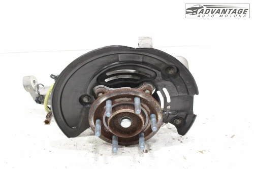 2018 Lincoln Navigator Front Right/Passenger 4WD With Hub Used OEM Steering Knuckle Spindle