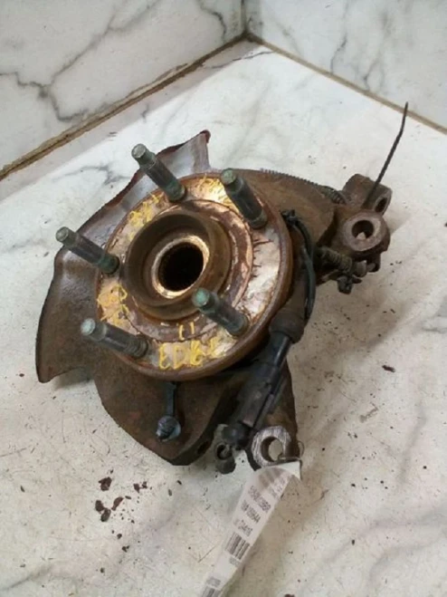 2007-2015 Lincoln MKX Front Right/Passenger Used OEM Steering Knuckle Spindle