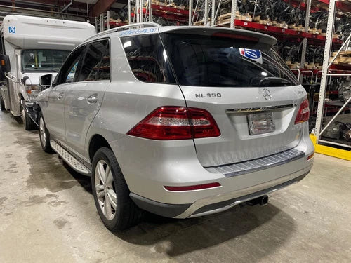 2015 Mercedes ML350 Gas AWD Rear Carrier Differential Used OEM Rear Differential Carriers used OEM rear differential carrier