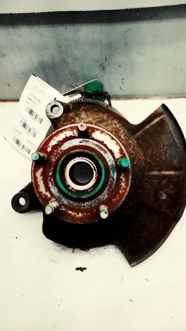2011-2015 Lincoln MKX 1368006 Front Left/Driver Used OEM Steering Knuckle Spindle