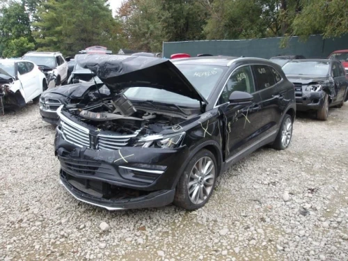 2015-2019 Lincoln MKC 1988653 Front Left/Driver Used OEM Steering Knuckle Spindle
