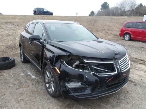 2015-2019 Lincoln MKC 2078436 Front Left/Driver Used OEM Steering Knuckle Spindle