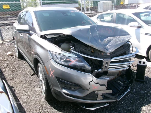2015-2019 Lincoln MKC 2262639 Front Right/Passenger Used OEM Steering Knuckle Spindle