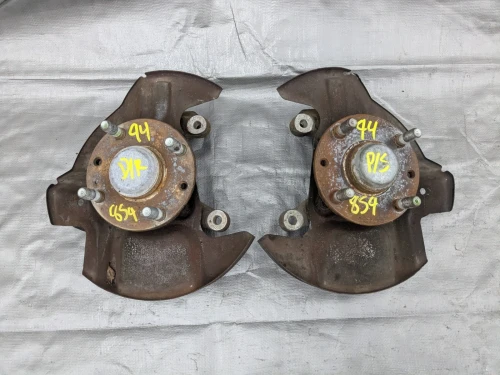 1994-1997 Mazda Miata Front Left & Right With Hub Used OEM Steering Knuckle Spindle