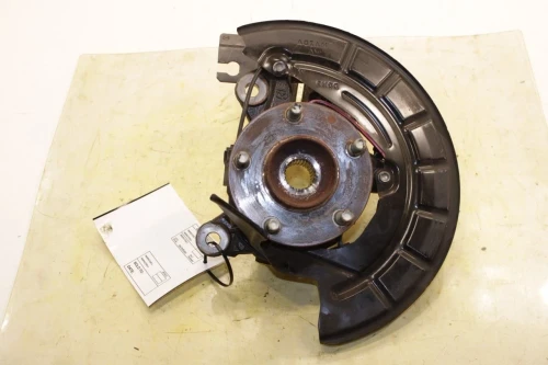2020 Mazda CX-30 DGH93303Y Front Left/Driver With Hub Used OEM Steering Knuckle Spindle