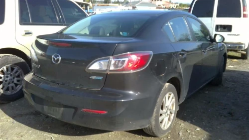 2010-2013 Mazda Mazda3 32744156 Front Left/Driver ABS Used OEM Steering Knuckle Spindle