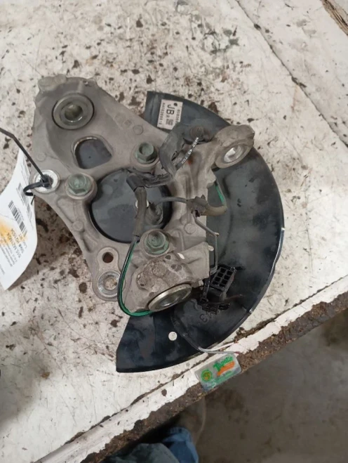 2016-2023 Mazda MX-5 Miata 4208591 Front Right/Passenger Used OEM Steering Knuckle Spindle