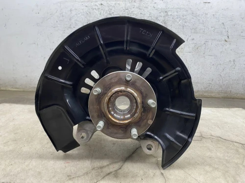 2024-2025 Mazda CX-90 Rear Left/Driver With Hub With Bearing Used OEM Steering Knuckle Spindle