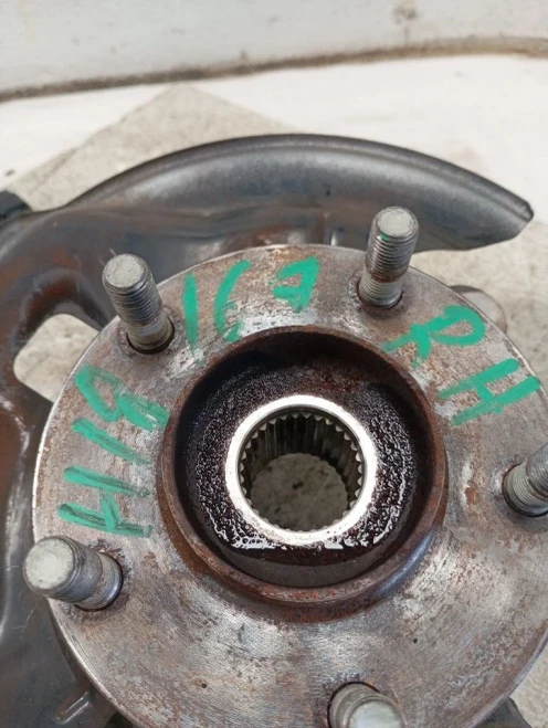 2014-2017 Mazda Mazda6 3966147 Front Right/Passenger Used OEM Steering Knuckle Spindle