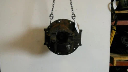 2007 Meritor MR20143M Rear Carrier 3.55 Ratio #3200V2050, 4250649 Used OEM Rear Differential Carriers used OEM rear