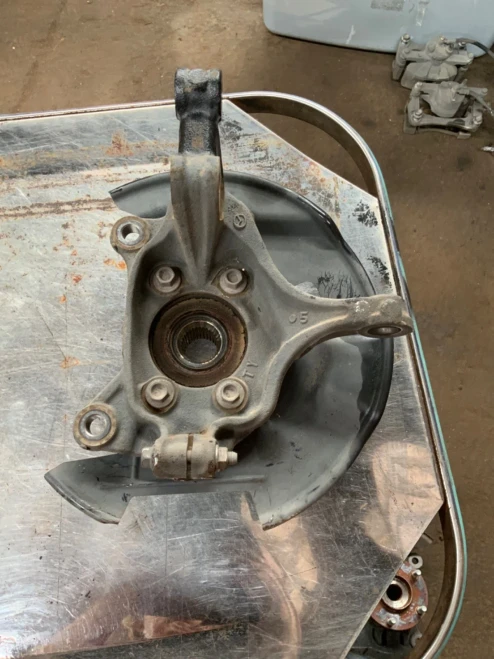 2013-2023 Mazda CX-5 Front Right/Passenger FWD Used OEM Steering Knuckle Spindle