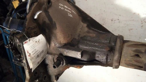 2006 Rockwell MR2014M Rear Differential/Carrier 3.36, 5062911 Used OEM Rear Differential Carriers used OEM rear differential