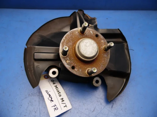 2001-2005 Mazda MX-5 Front Right/Passenger With Hub Used OEM Steering Knuckle Spindle