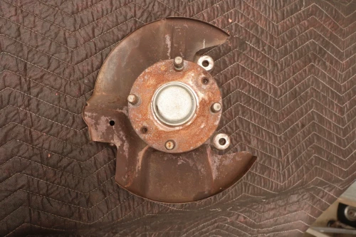 1994-1997 Mazda Miata Front Left/Driver With Hub Used OEM Steering Knuckle Spindle