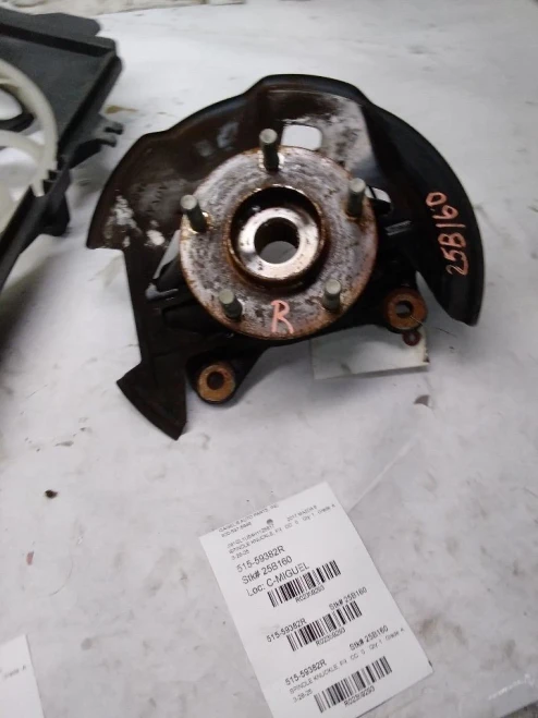 2014-2017 Mazda Mazda6 2359293 Front Right/Passenger Used OEM Steering Knuckle Spindle