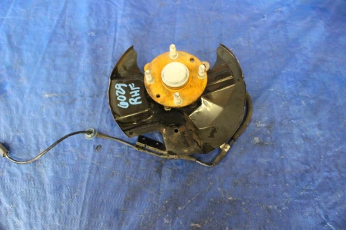 2004 Mazda MX-5 Front Right/Passenger With Hub Used OEM Steering Knuckle Spindle