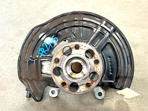 2014-2019 Mercedes-Benz CLA250 Front Right/Passenger FWD With Hub Used OEM Steering Knuckle Spindle