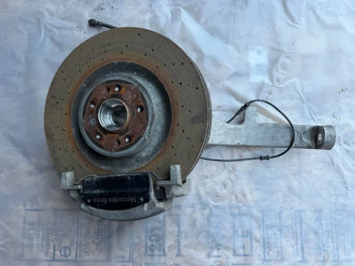 2017-2019 Mercedes-Benz GLS550 Front Left/Driver 4MATIC Used OEM Steering Knuckle Spindle