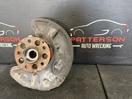 2008-2015 Mercedes-Benz C300 Front Right/Passenger AWD Used OEM Steering Knuckle Spindle