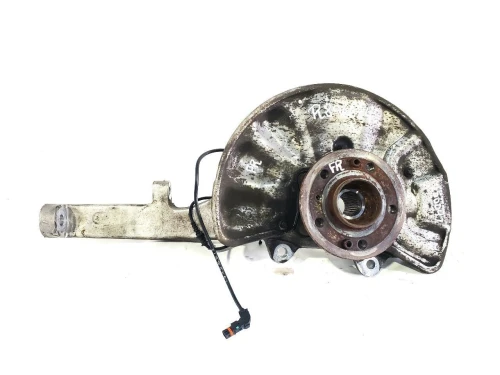 2013-2016 Mercedes-Benz GL450 Front Right/Passenger Used OEM Steering Knuckle Spindle