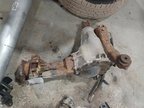 2017-2019 Front Carrier 4.10 Ratio 84709303 fits Sierra 2500 2790690 Used OEM Front Differential Carriers used OEM front