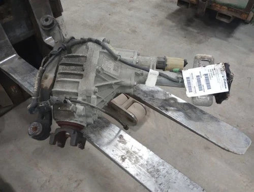 Carrier Front 3.08 Ratio Opt GU4 Fits 15 17-19 SUBURBAN 1500 2652592 used OEM used auto part