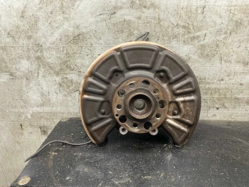 2018-2021 Mercedes-Benz GLC-Class Rear Right/Passenger AWD With Hub Used OEM Steering Knuckle Spindle