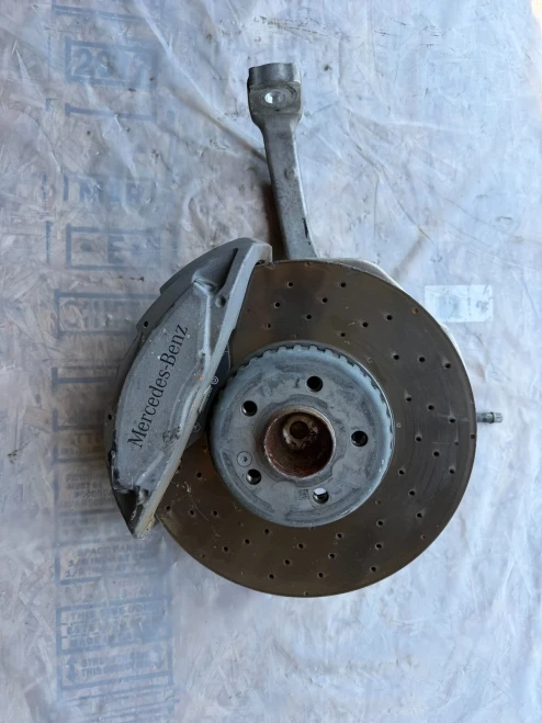 2015-2021 Mercedes-Benz C300 Front Right/Passenger With Hub Used OEM Steering Knuckle Spindle