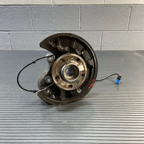 2014-2020 Mercedes-Benz Rear Right/Passenger AWD With Hub Used OEM Steering Knuckle Spindle