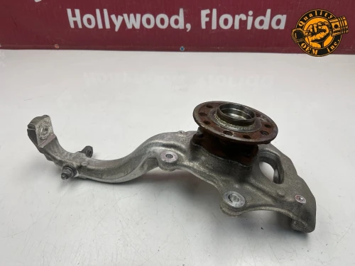 2016-2023 Mercedes-Benz Front Right/Passenger AWD With Hub Used OEM Steering Knuckle Spindle