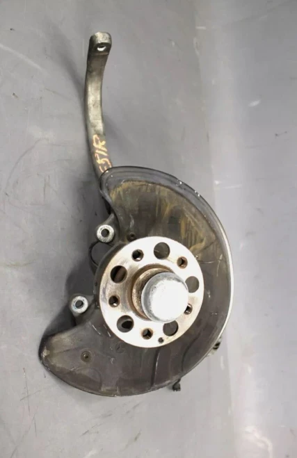 2003-2009 Mercedes-Benz E-Class Front Right/Passenger RWD Used OEM Steering Knuckle Spindle