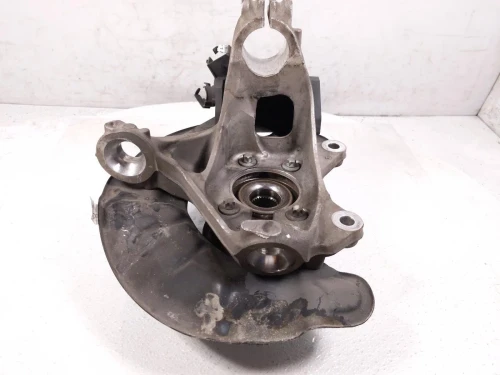 2019-2022 Mercedes-Benz A220 Front Left/Driver With Hub With Bearing Used OEM Steering Knuckle Spindle