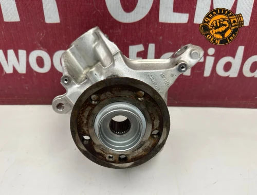 2019-2022 Mercedes-Benz A220 Front Left/Driver With Hub Used OEM Steering Knuckle Spindle
