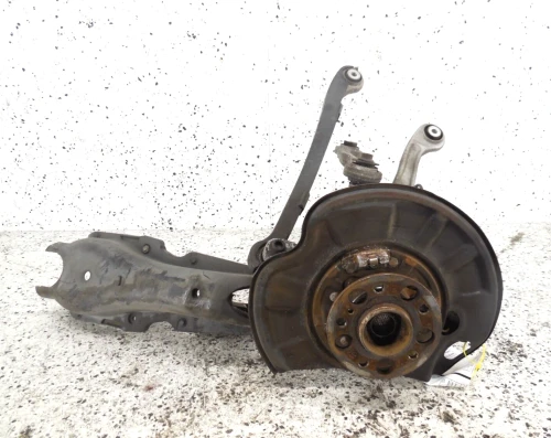 2007-2014 Mercedes-Benz Rear Left/Driver With Hub Used OEM Steering Knuckle Spindle