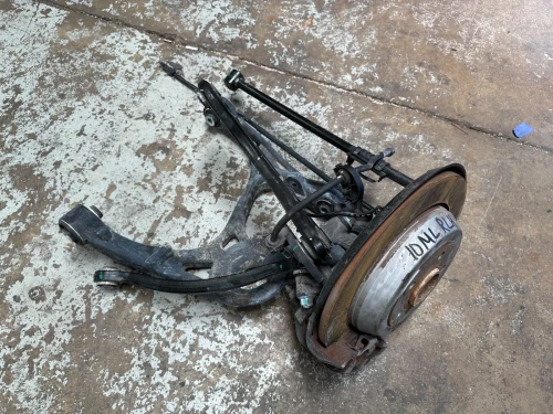 2006-2011 Mercedes-Benz ML350 Rear Left/Driver With Hub Used OEM Steering Knuckle Spindle