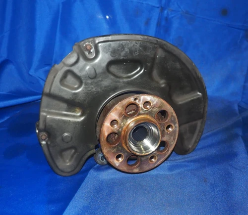 2012-2018 Mercedes-Benz CLS-Class Front Left/Driver AWD Used OEM Steering Knuckle Spindle