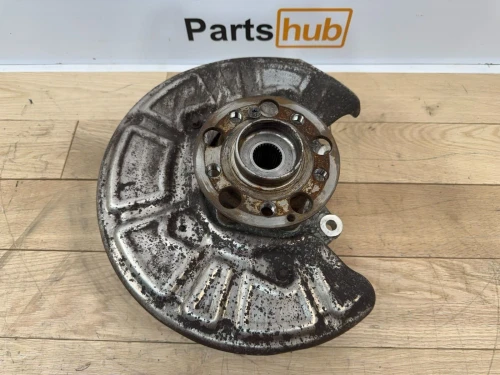 2018 Mercedes-Benz C63 Rear Right/Passenger With Hub Used OEM Steering Knuckle Spindle