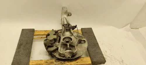 2017-2019 Mercedes-Benz GLS450 1663300920 Front Left/Driver Used OEM Steering Knuckle Spindle